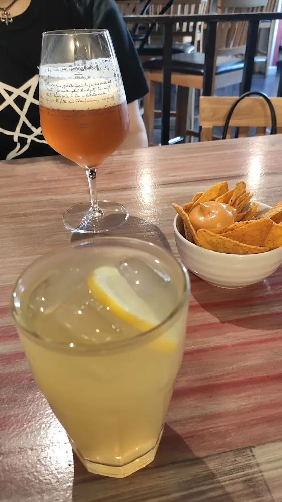 Sangria Blanche Et Cuvée d'Arthur Triple